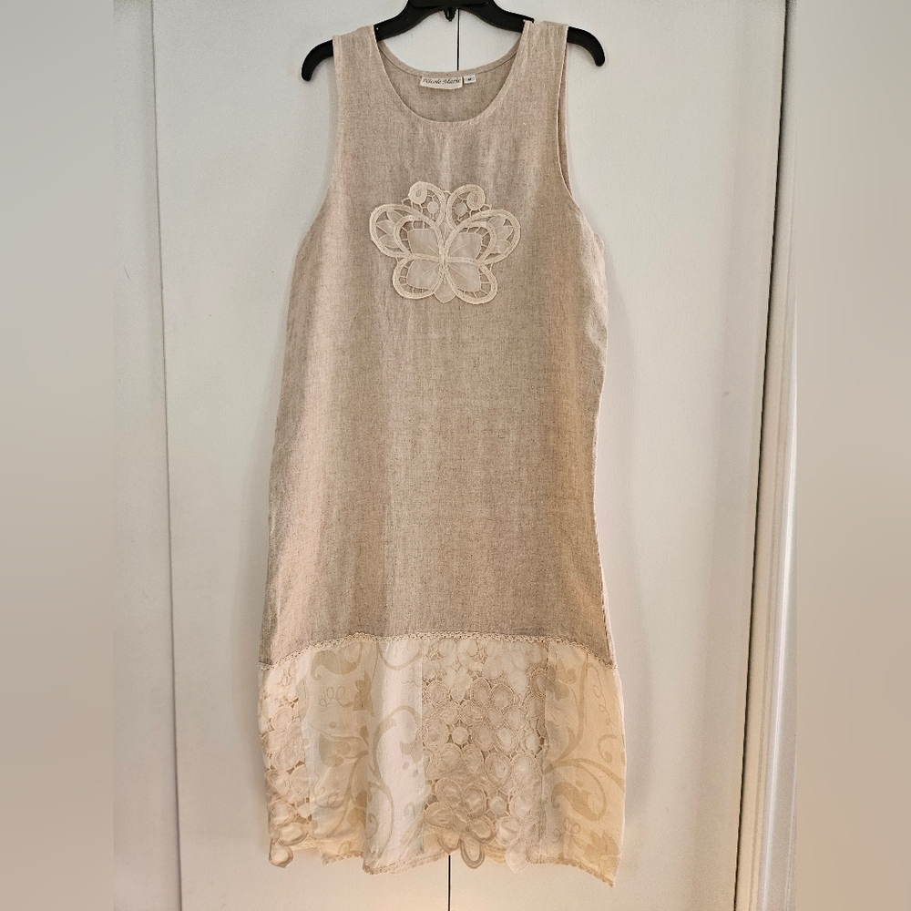 Nicole Marie Elegant Beige Maxi Dress with Lace Details Sleeveeles Size M